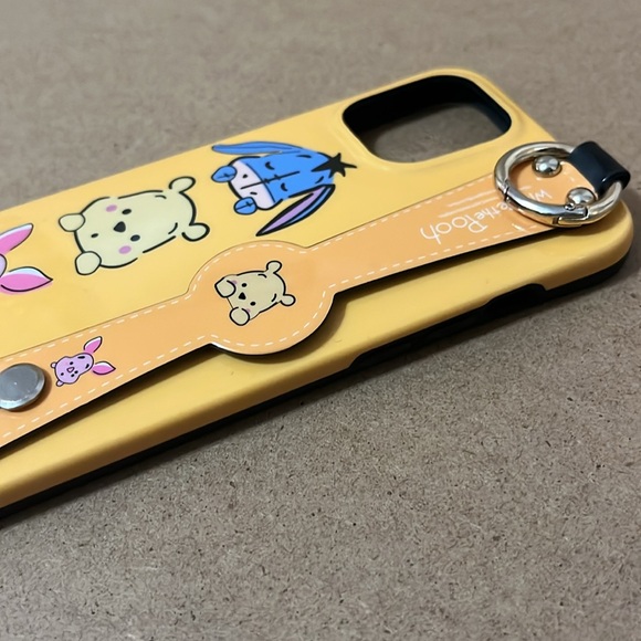 Winnie the Pooh iPhone 13 Case - Picture 4 of 4